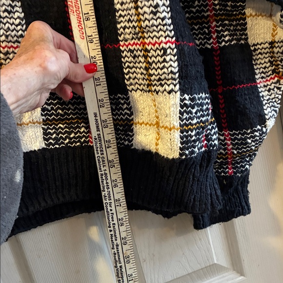 Ralph Lauren Plaid Black and White Sweater - Picture 2 of 4